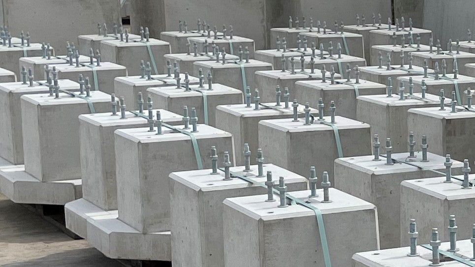Fertigfundament aus Beton für "ePole" "ePole Duo" Ladesäulen z.B. von Innogy, Compleo, EON)